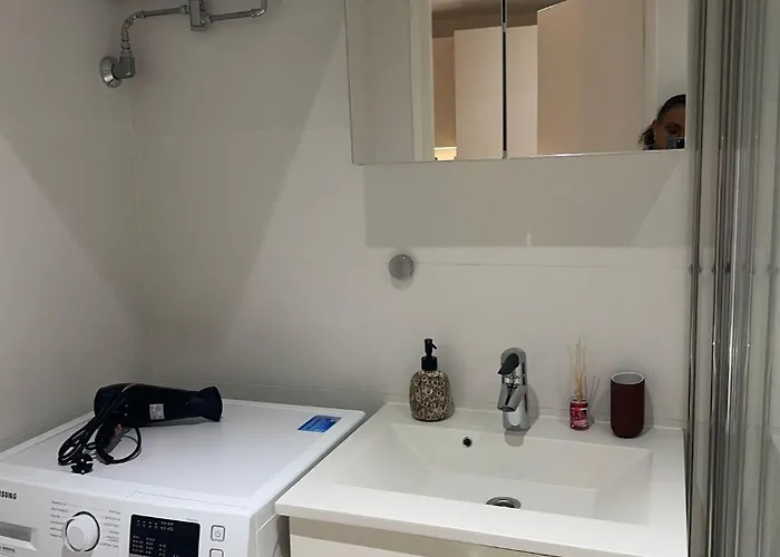 Modern & Cozy In דירה *