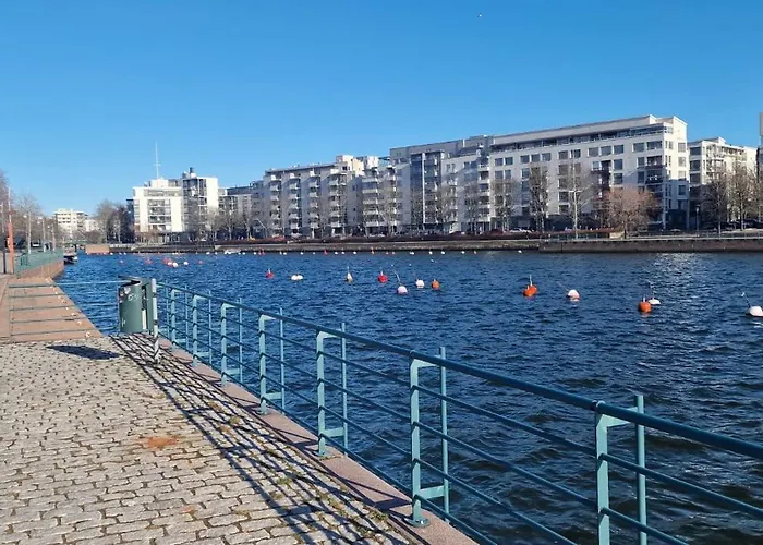 דירה Modern & Cozy In *