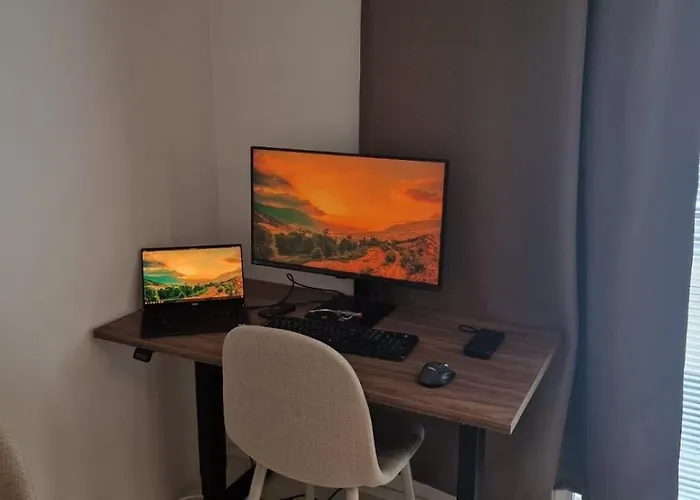 Modern & Cozy In דירה הלסינקי